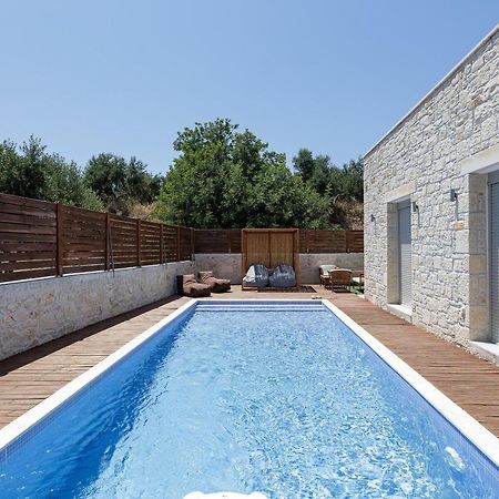 Villa Vera - With Private Heated Pool & Jacuzzi Pangalohóri Kültér fotó
