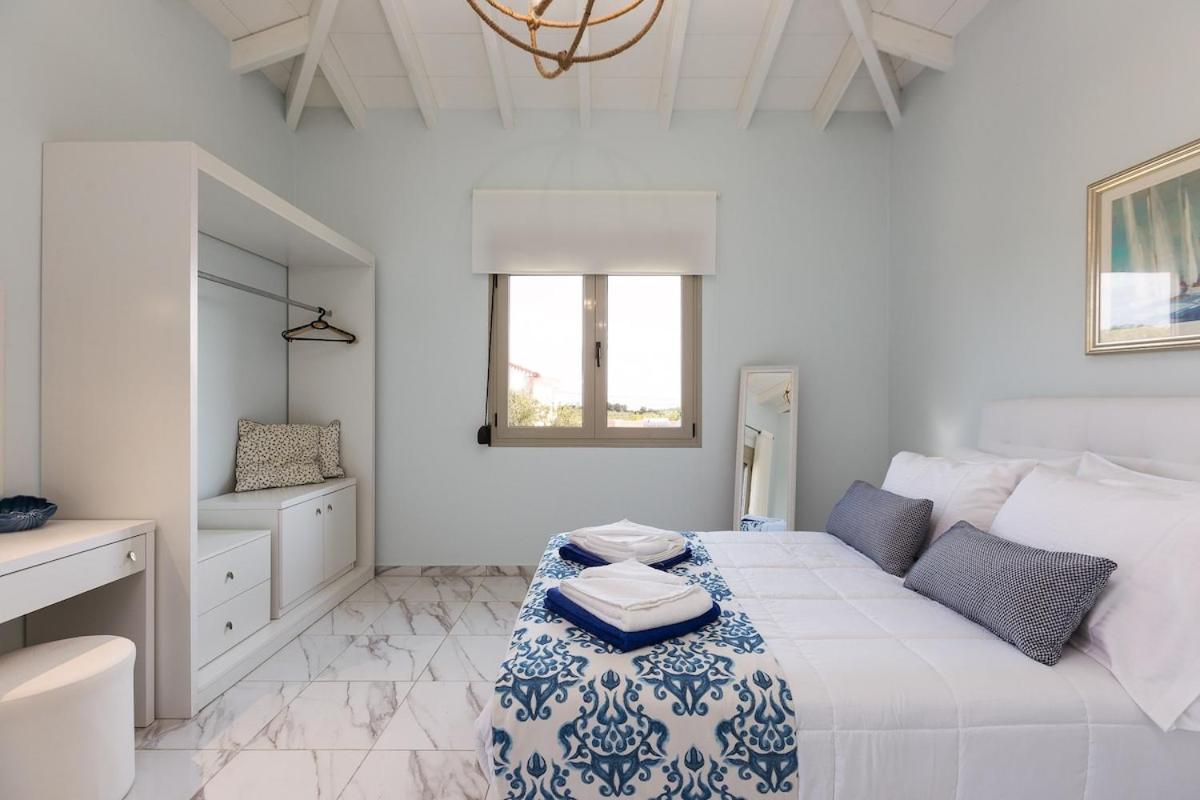 Villa Vera - With Private Heated Pool & Jacuzzi Pangalohóri Kültér fotó
