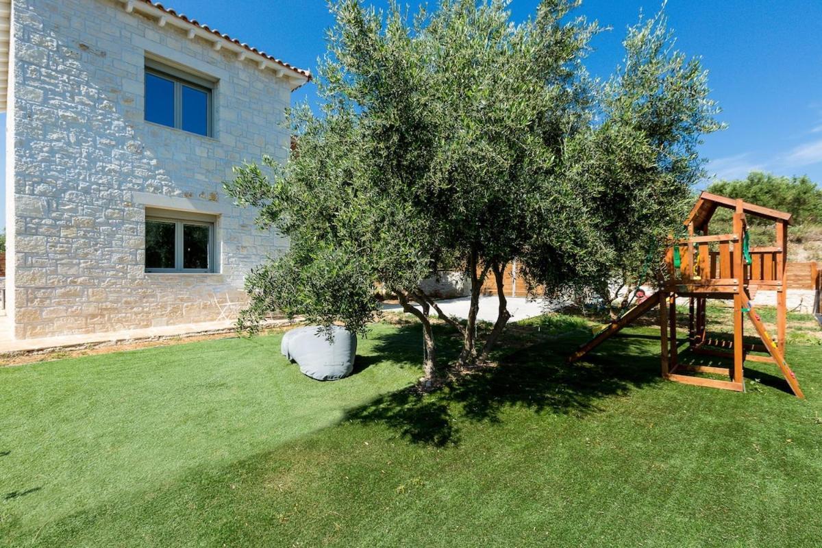 Villa Vera - With Private Heated Pool & Jacuzzi Pangalohóri Kültér fotó